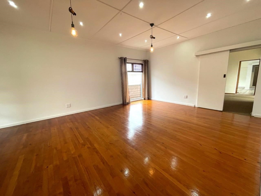 4 Bedroom Property for Sale in Mossel Bay Central Western Cape